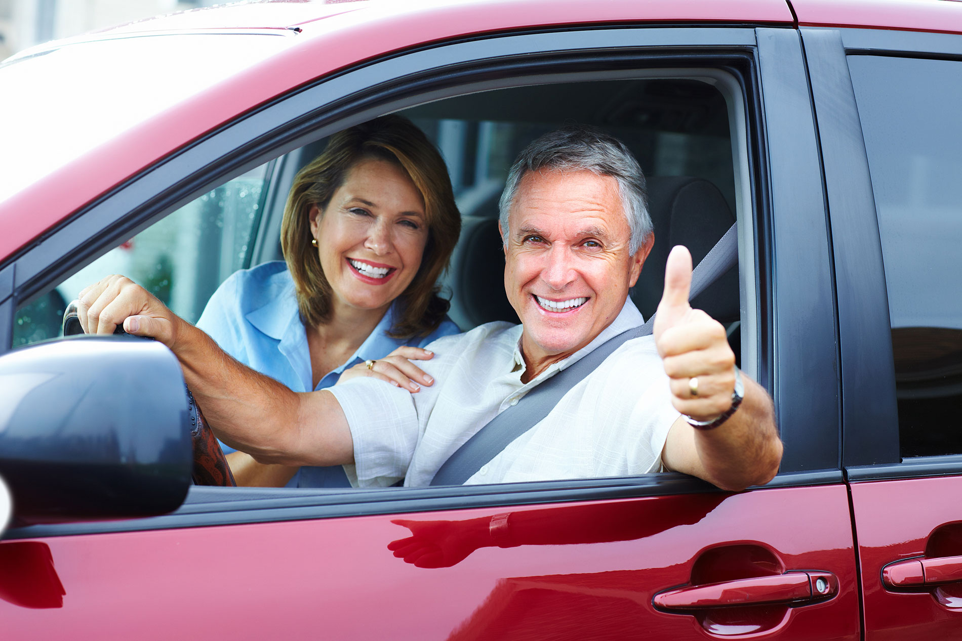 bigstock-Smiling-happy-senior-couple-in-15801041